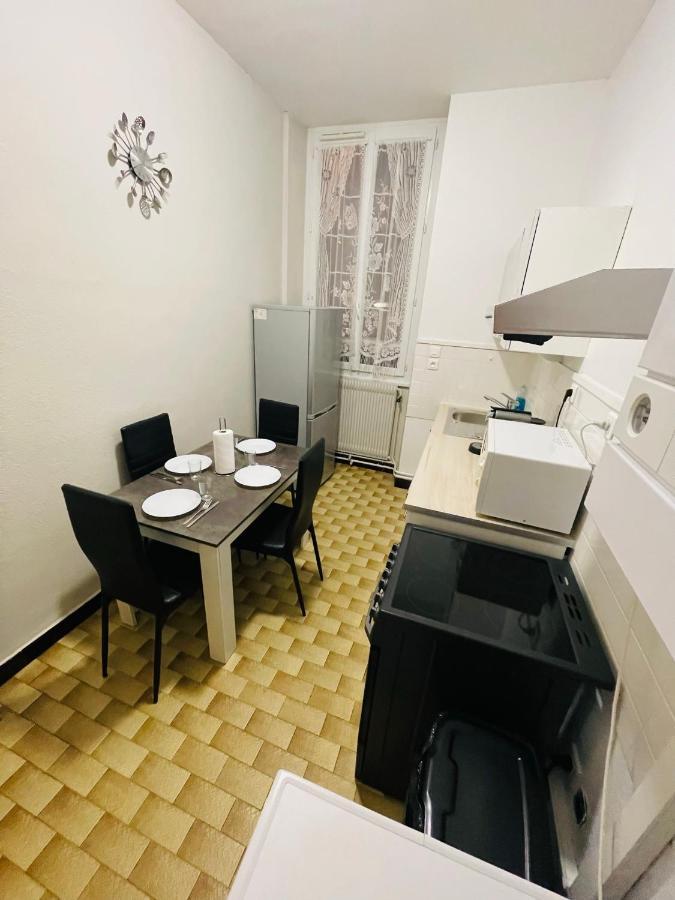 Appartement Proche De La Ville Et Du Parc Du Truchet Saint-Claude Exterior foto
